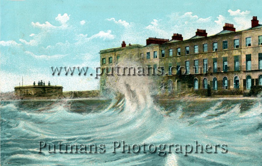 Ref 1125 East Terrace & White Lodge
