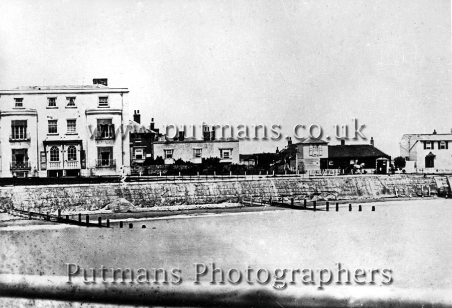 Ref 062 Parade & Albion from the first pier