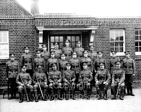 Ref 1990 Unknown Military group at Walton School c1918