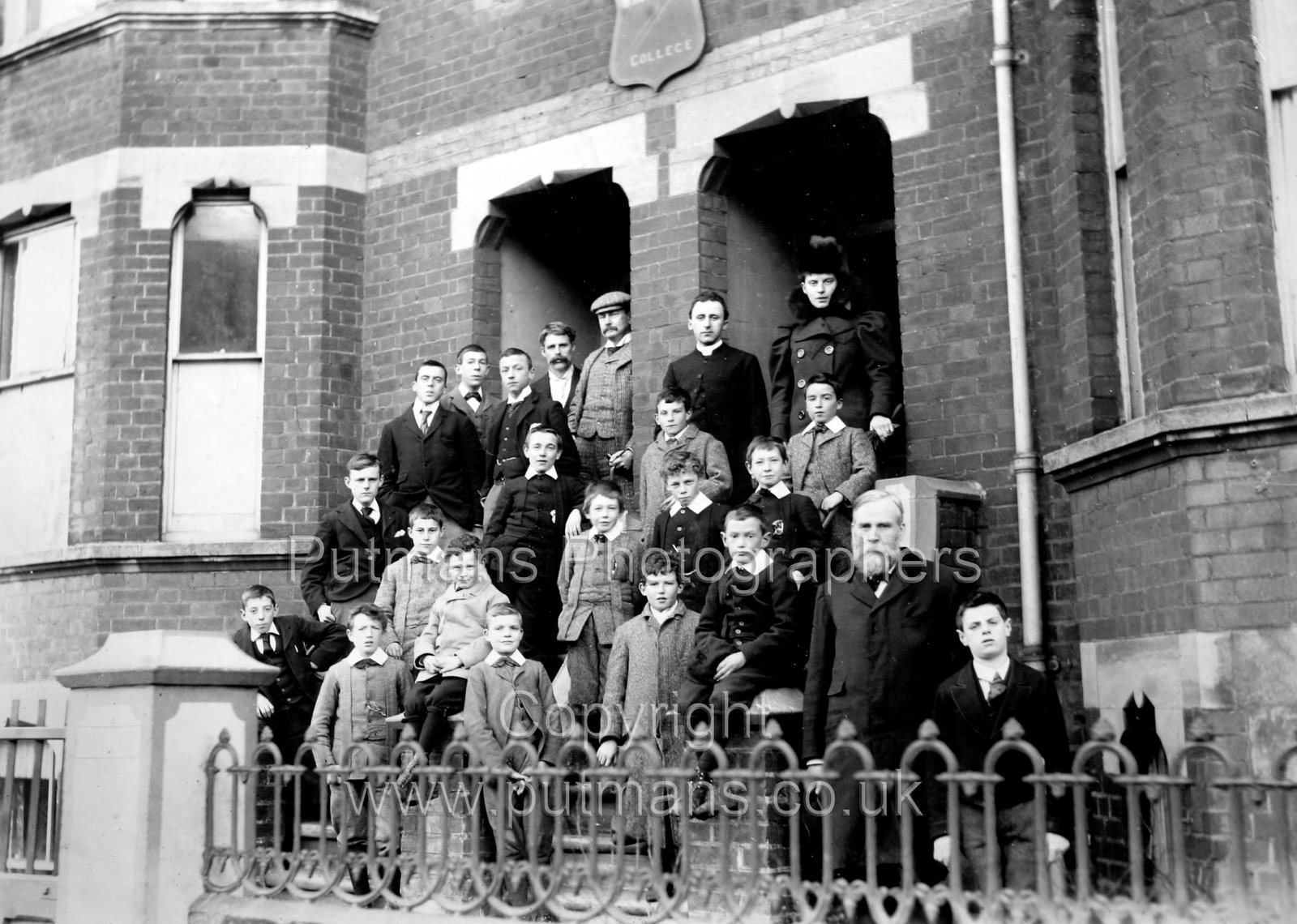 The College, Saville St with pupils Ref 3243