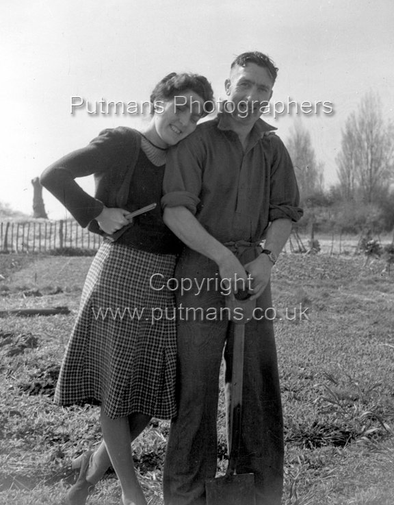 Putman Mrs Jessie with Frank Ford
