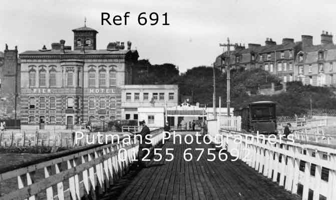 Ref 691 Pier Hotel from pier c1900