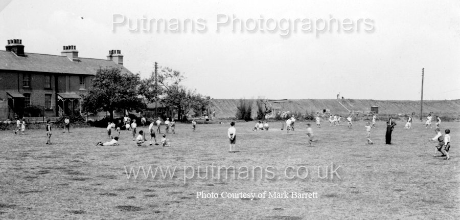 Ref T4 Sports Day 1957