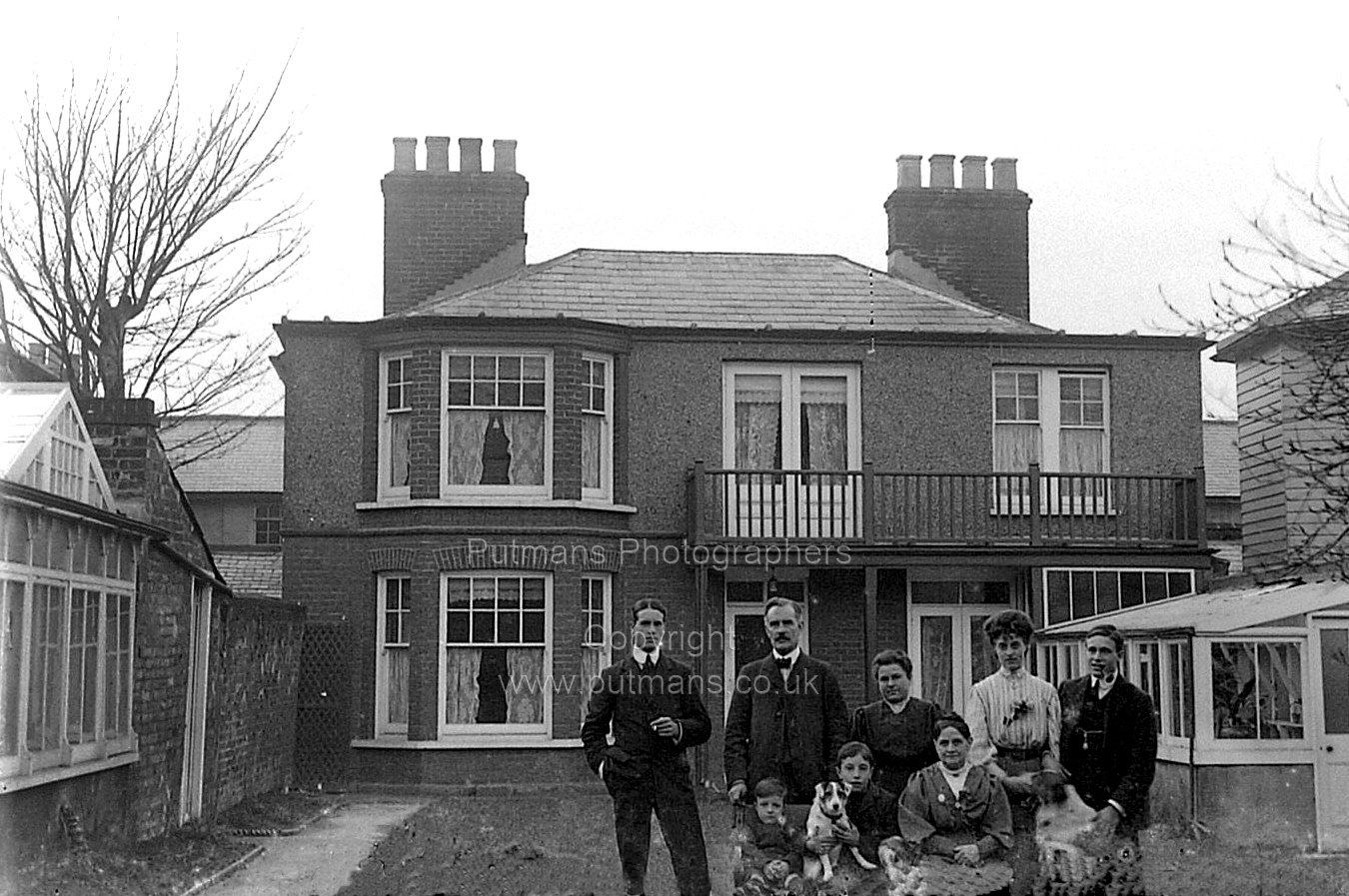 Ref 3063 Saville Street - unknown group